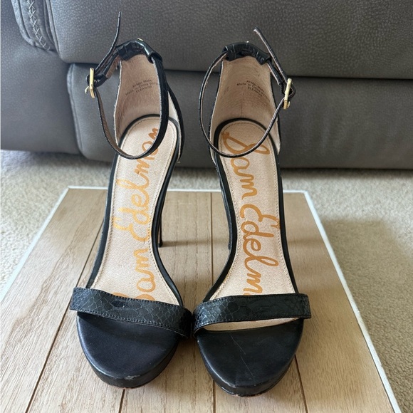 Sam Edelman Heels Size 7.5 Eleanor Black Snake Print Ankle Buckle Strap Open Toe - Picture 4 of 10